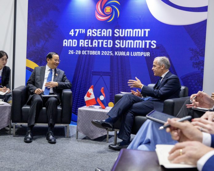 B1-02-VT CARNEY ÁSIA ATRAIR INVESTIMENTOS RS 102825 Foto: X Mark Carney