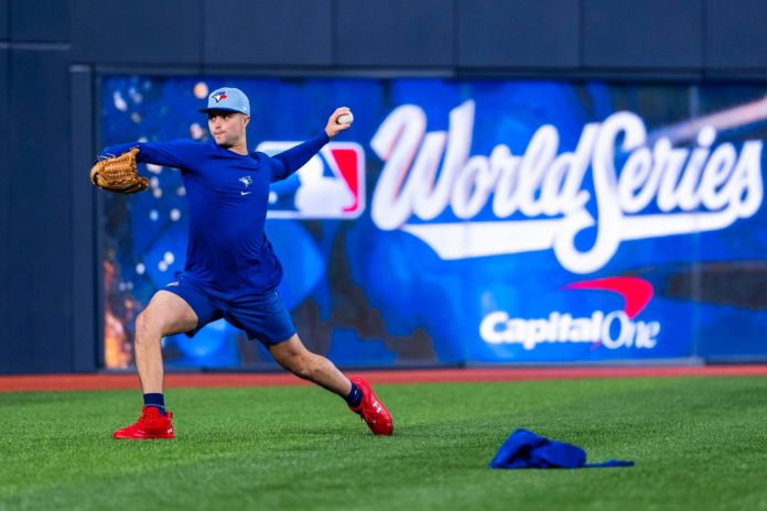 B4-03-VT DESTAQUES DESPORTO CANADA RS 103125