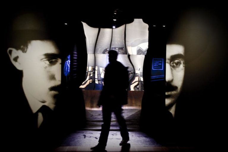 “Mensagem” de Fernando Pessoa traduzido para tétum timorense