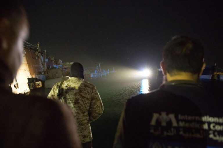 Pelo menos 42 pessoas desaparecidas após naufrágio na costa da Líbia