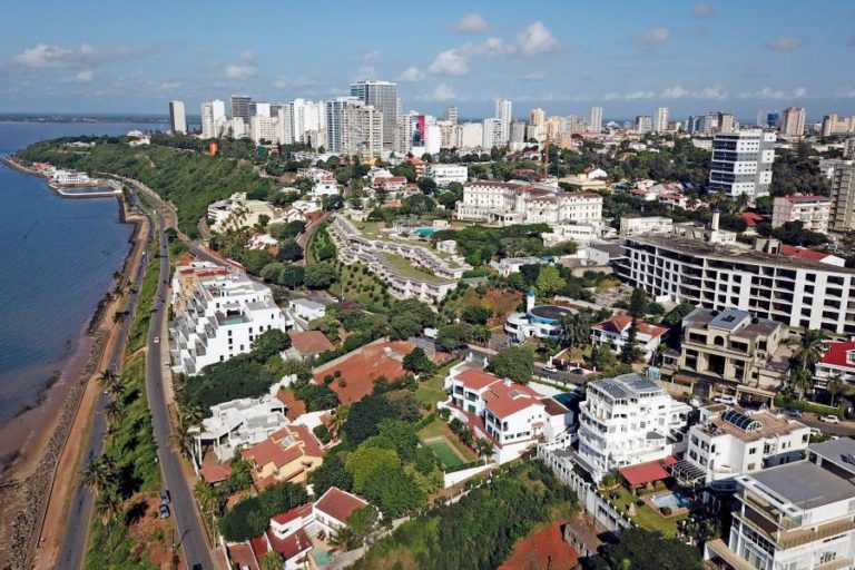 Maputo faz 138 anos “mais próxima” da população e “mais transparente” – autarca