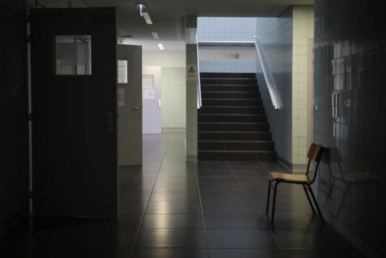 Inspeção-Geral da Educação averigua amputação de dedos de aluno em Cinfães