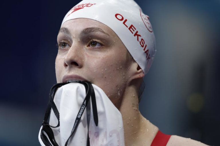 Nadadora Penny Oleksiak suspensa por dois anos após infringir regras antidoping