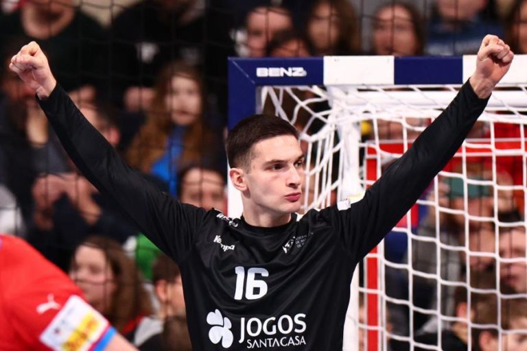 Diogo Rêma renova com o andebol do FC Porto até 2029 e aponta a títulos