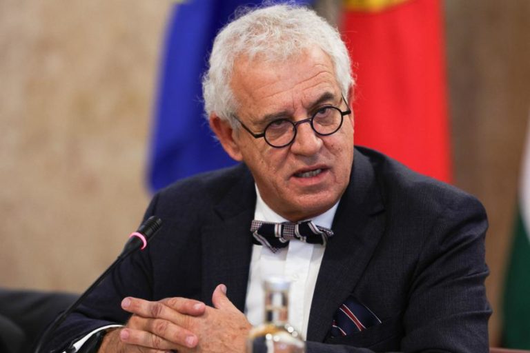 Mercado de media português só tem futuro se regulação permitir que haja mercado – RTP