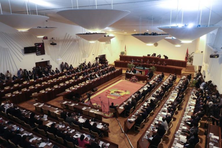 Moçambique retoma em 2026 processos de promoção e progressão na função pública