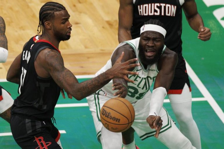 Celtics voltam às derrotas em novo jogo como titular de Neemias