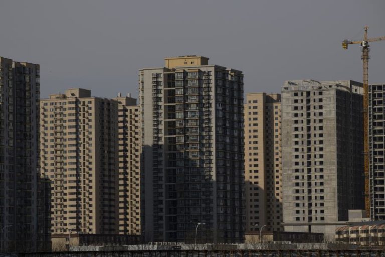 Governo da China planeia novas medidas contra crise imobiliária