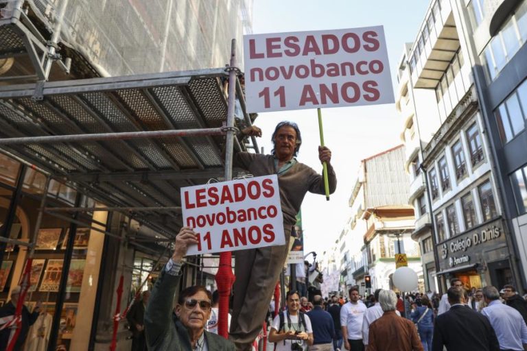 Lesados do papel comercial reclamam pagamento ao novo dono do Novo Banco