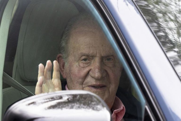 Juan Carlos I revela simpatia por Franco e reivindica papel na democracia em livro de memórias