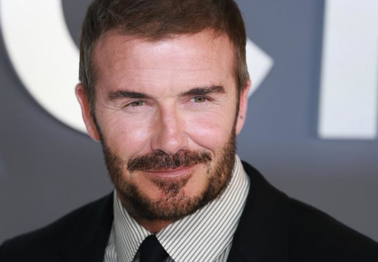 David Beckham nomeado cavaleiro pelo rei Carlos III