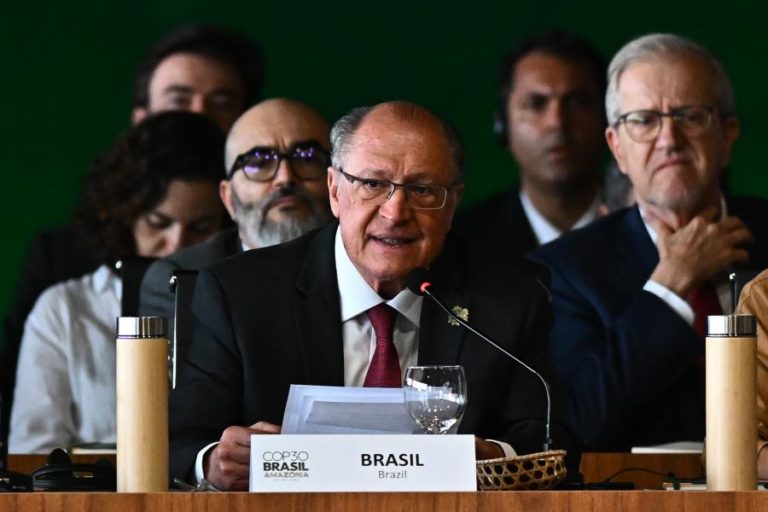 COP30: Brasil lança apelo à ação e diz que “tempo de promessas já passou”