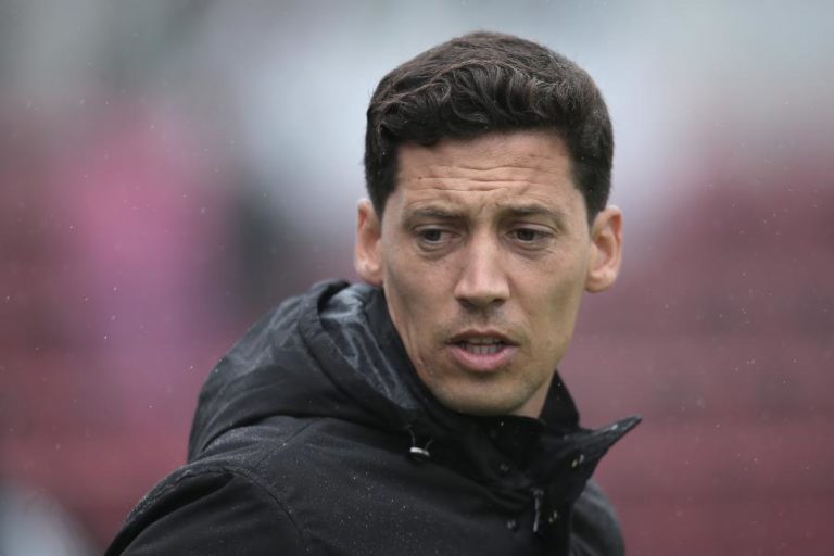 Luís Pinto diz que Vitória tem de ser “objetivo e pragmático” frente ao AVS