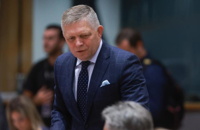 Eslováquia recusa alterar Constituição apesar do processo de infração da UE