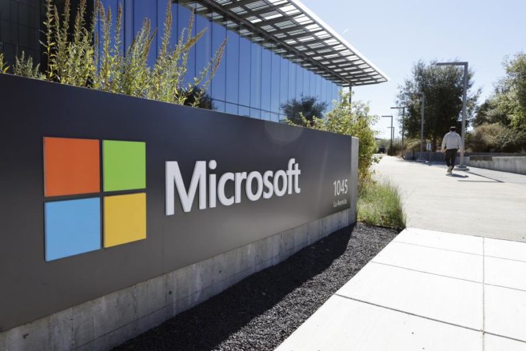 Microsoft anuncia 13,2 mil ME em investimentos nos Emirados Árabes Unidos
