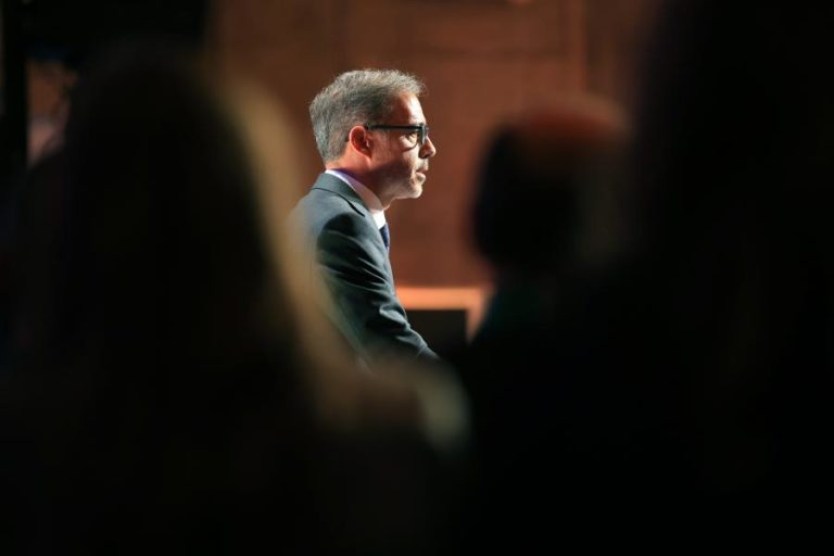 Câmara do Porto aprova regresso à Associação Nacional de Municípios Portugueses