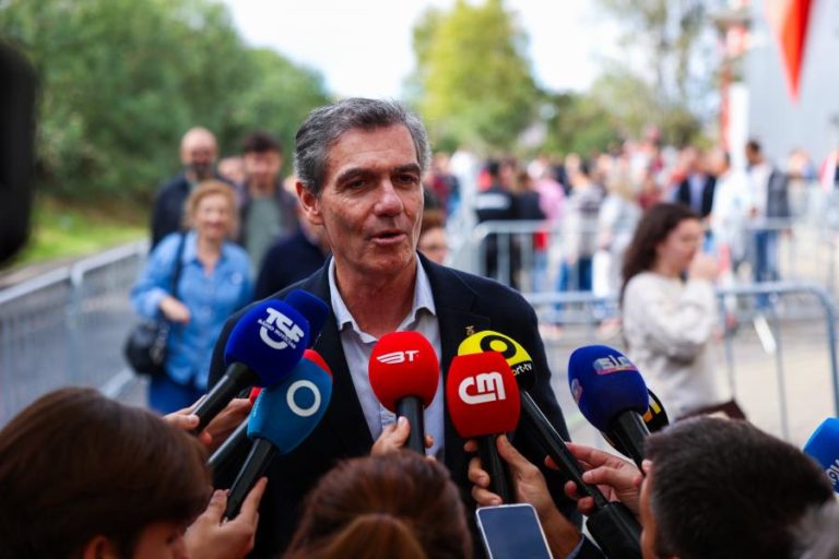 Noronha Lopes assume derrota nas eleições do Benfica e fala em desilusão