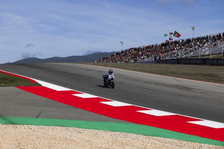 Alex Márquez vence sprint do GP de Portugal e Miguel Oliveira fica em 16.º