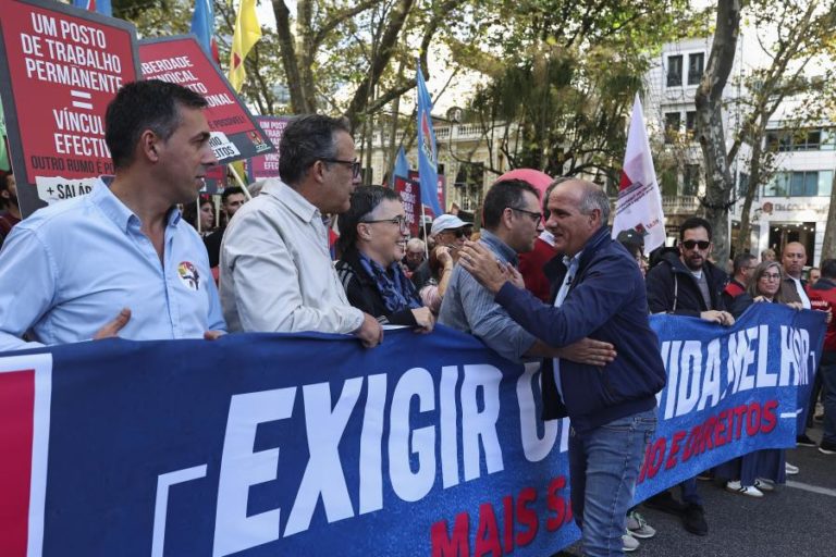 PCP e BE acusam Governo de estar capturado pelos grandes grupos e com a ideologia da ‘troika’