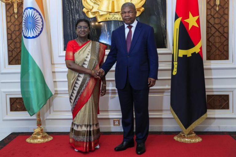 Angola quer cooperar com Índia na área da Saúde e convida empresários a investir em fábricas