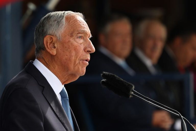 Marcelo pede “espírito de concertação social” para “máximo consenso” sobre lei laboral