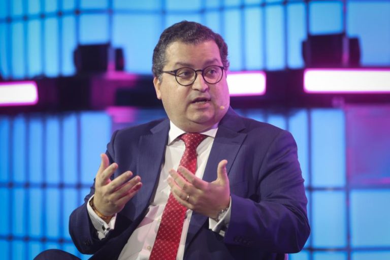 Economia pode crescer 3% com redução de burocracia e mais mão-de-obra – Governo