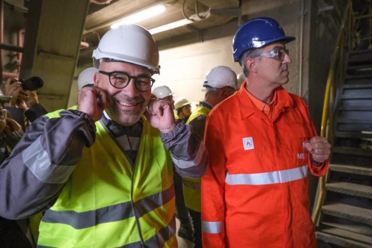 Governo acusa organização da Web Summit de “excesso de linguagem” sobre voos privados