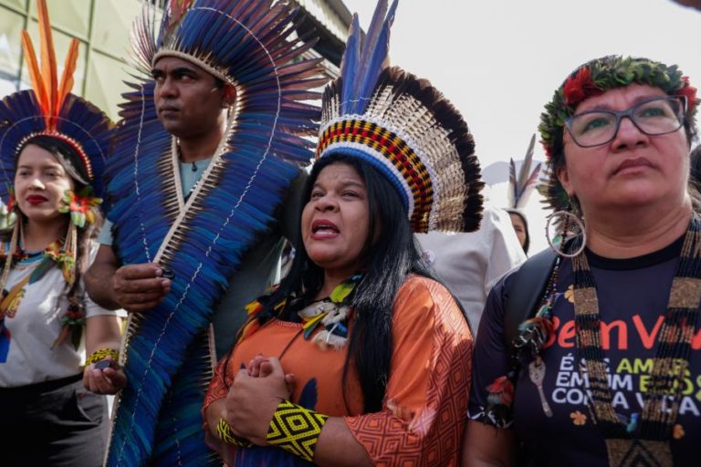 Governo brasileiro anuncia demarcação de 10 terras indígenas