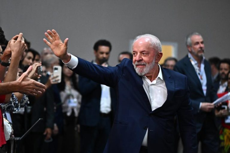 COP30: Lula quer petrolíferas, mineradoras e super ricos a pagar transição energética