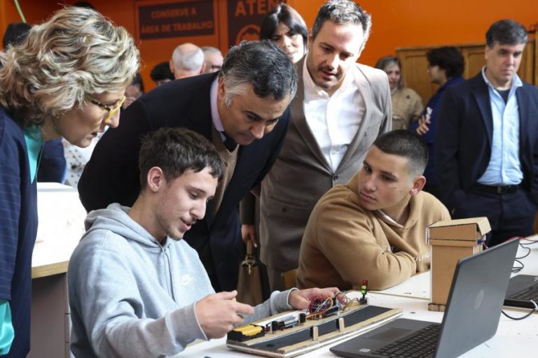 Ministro da Educação diz que desvalorizar ensino profissional foi um erro