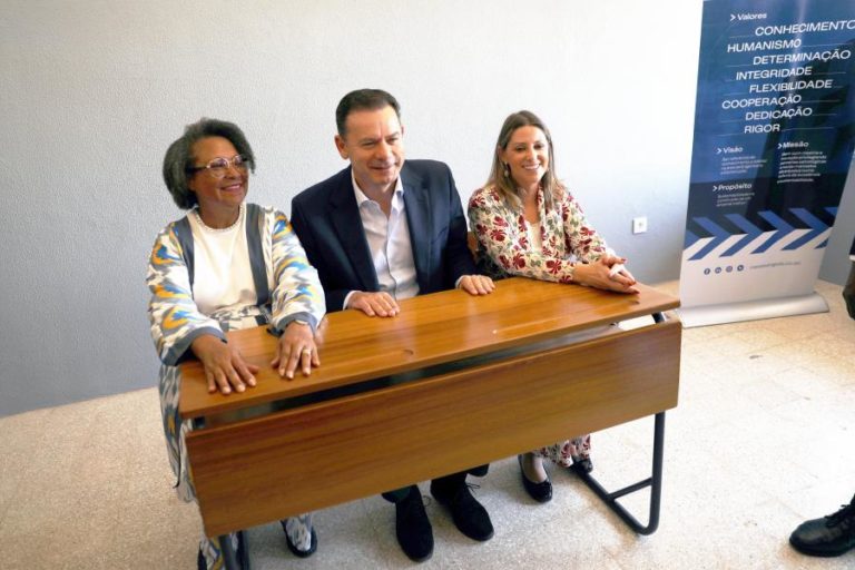 TAP: PM diz que “PS tem saudades” de Pinto Luz, que irá “com todo o gosto” ao parlamento