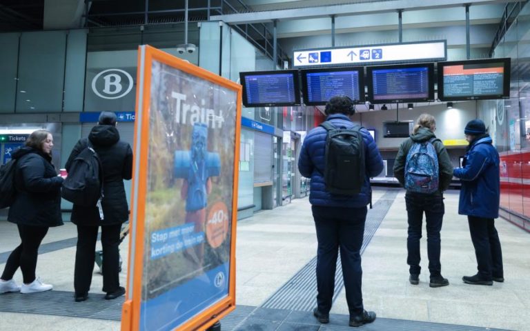 Bélgica enfrenta hoje primeiro de três dias de greves contra reformas do Governo