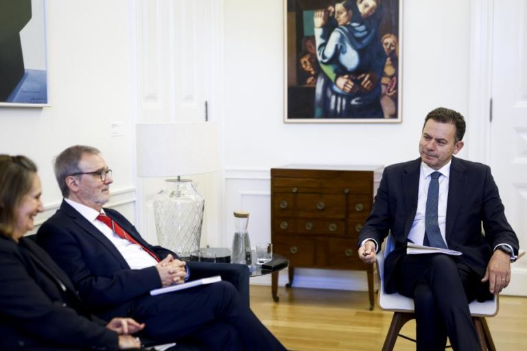 Montenegro diz que houve “espírito dialogante e construtivo” com UGT sem se referir à greve