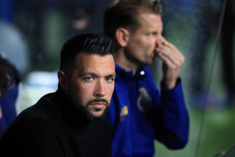 Farioli quer FC Porto atento aos detalhes no embate com Estoril Praia