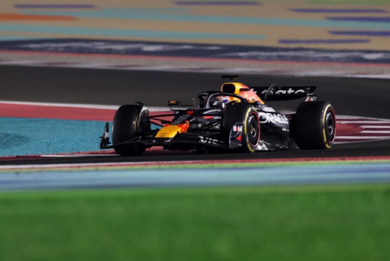 Verstappen vence no Qatar e título de Fórmula 1 decide-se na última corrida