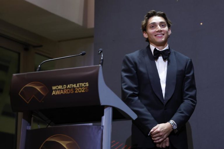 Duplantis e McLaughlin-Levrone eleitos atletas do ano pela World Athletics