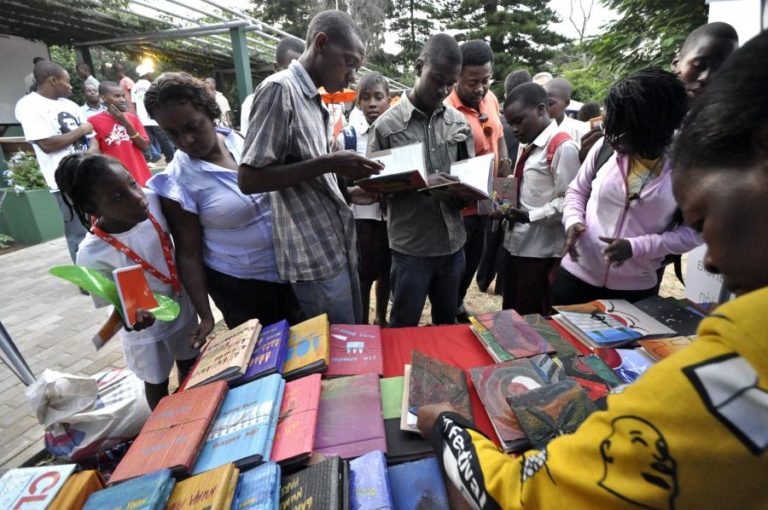 Moçambique quer envolvimento de jovens no combate à corrupção 