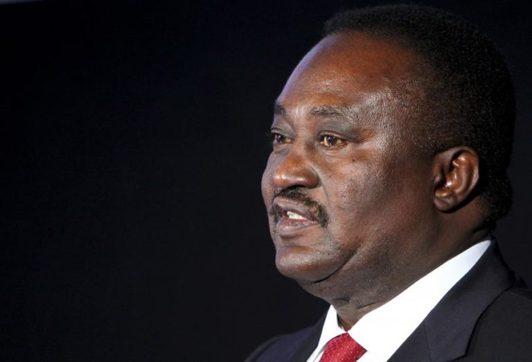 Morreu ex-vice-PR angolano Fernando Dias dos Santos “Nandó”