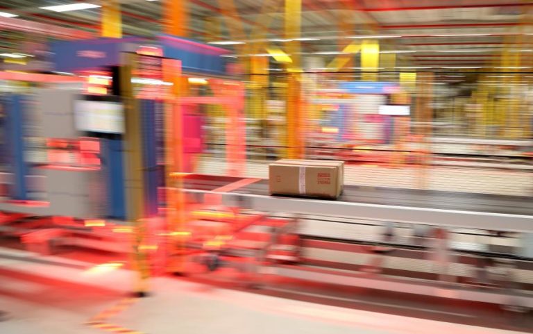 UE impõe taxa de três euros a pacotes que chegam via comércio ‘online’