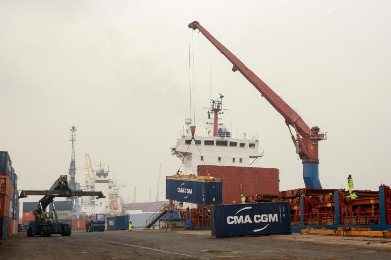 Financiamento de 642 ME para modernizar Corredor do Lobito assinado em Washington