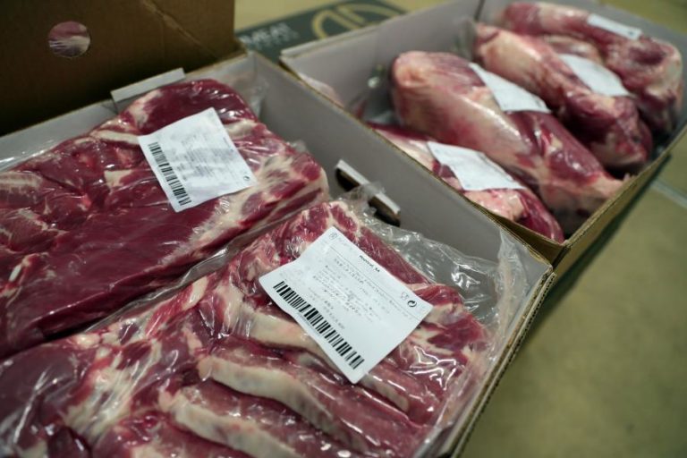 China anuncia taxas definitivas até 19,8% sobre carne de porco europeia por cinco anos