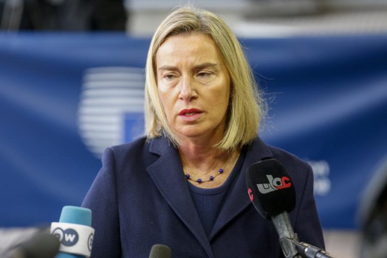Ex-vice-presidente da Comissão Europeia Federica Mogherini detida por suspeita de fraude