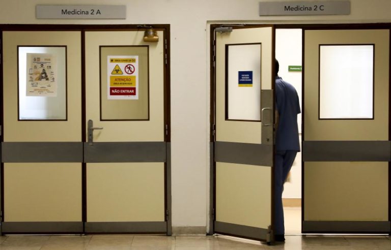 Despacho obriga hospitais a garantir altas mesmo nos dias da tolerância de ponto