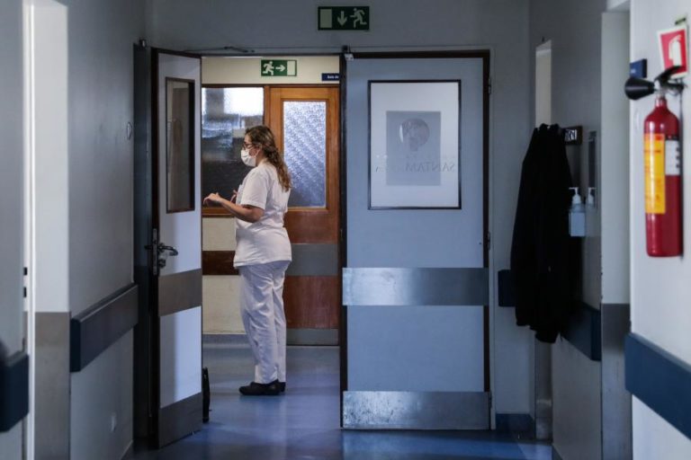 Quatro urgências de Ginecologia e Obstetrícias fechadas no sábado e cinco no domingo