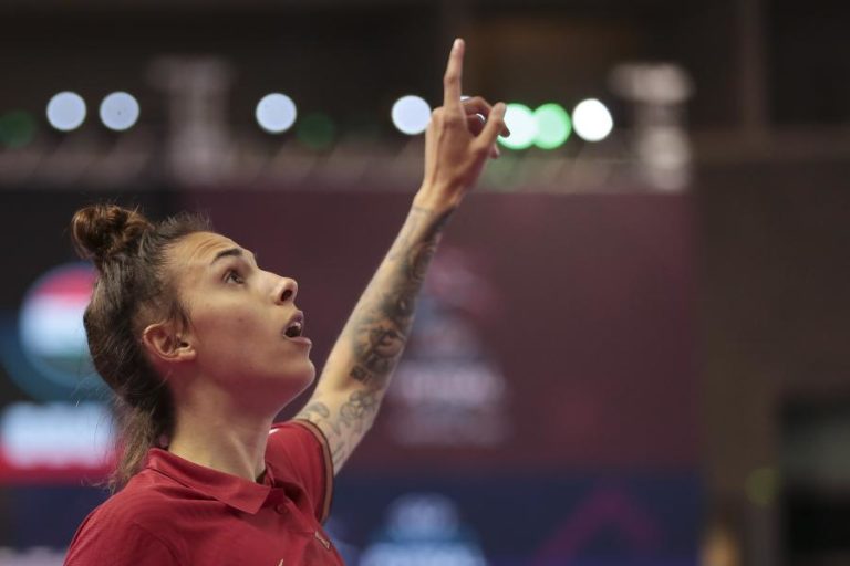 Portugal goleia Argentina por 7-1 e apura-se para a final do Mundial de Futsal feminino