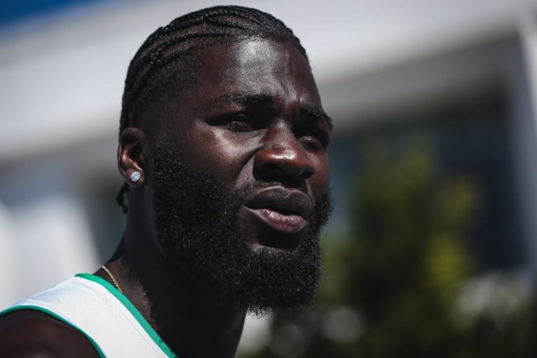 Neemias Queta assina 10 pontos no triunfo dos Boston Celtics frente aos Miami Heat