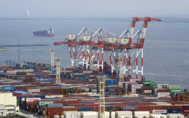 Japão regista excedente na balança corrente de 15.665 milhões de euros em outubro