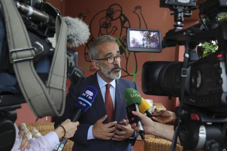 Ministros da CPLP vão reunir-se para discutir golpe de Estado na Guiné-Bissau