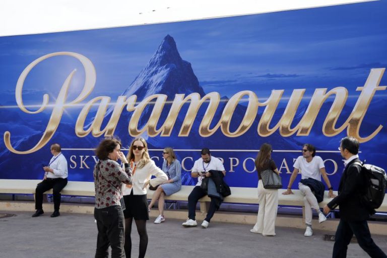 Paramount lança contraproposta para impedir compra da Warner pela Netflix