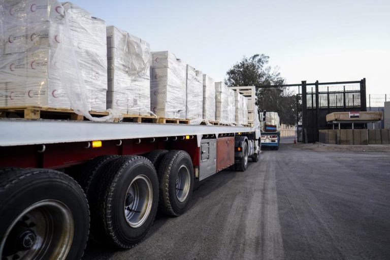 Ajuda humanitária a Gaza aquém do previsto no acordo de cessar-fogo